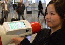 Panasonic inventa il megafono traduttore, in tempo reale traduttore
